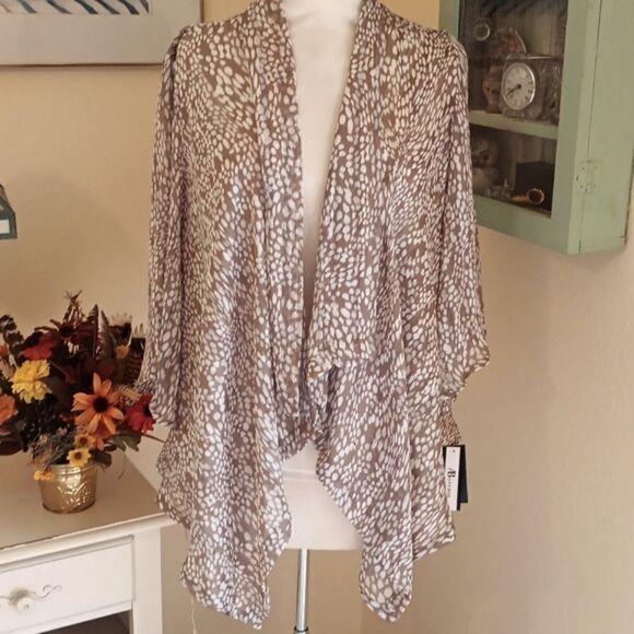 NWT AB Studio Topper - Picture 1 of 10